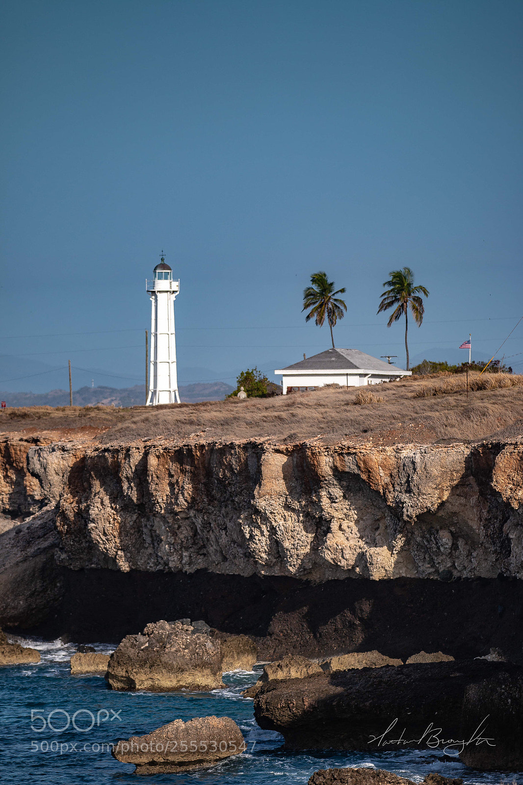 Canon EOS 70D sample photo. The light house photography
