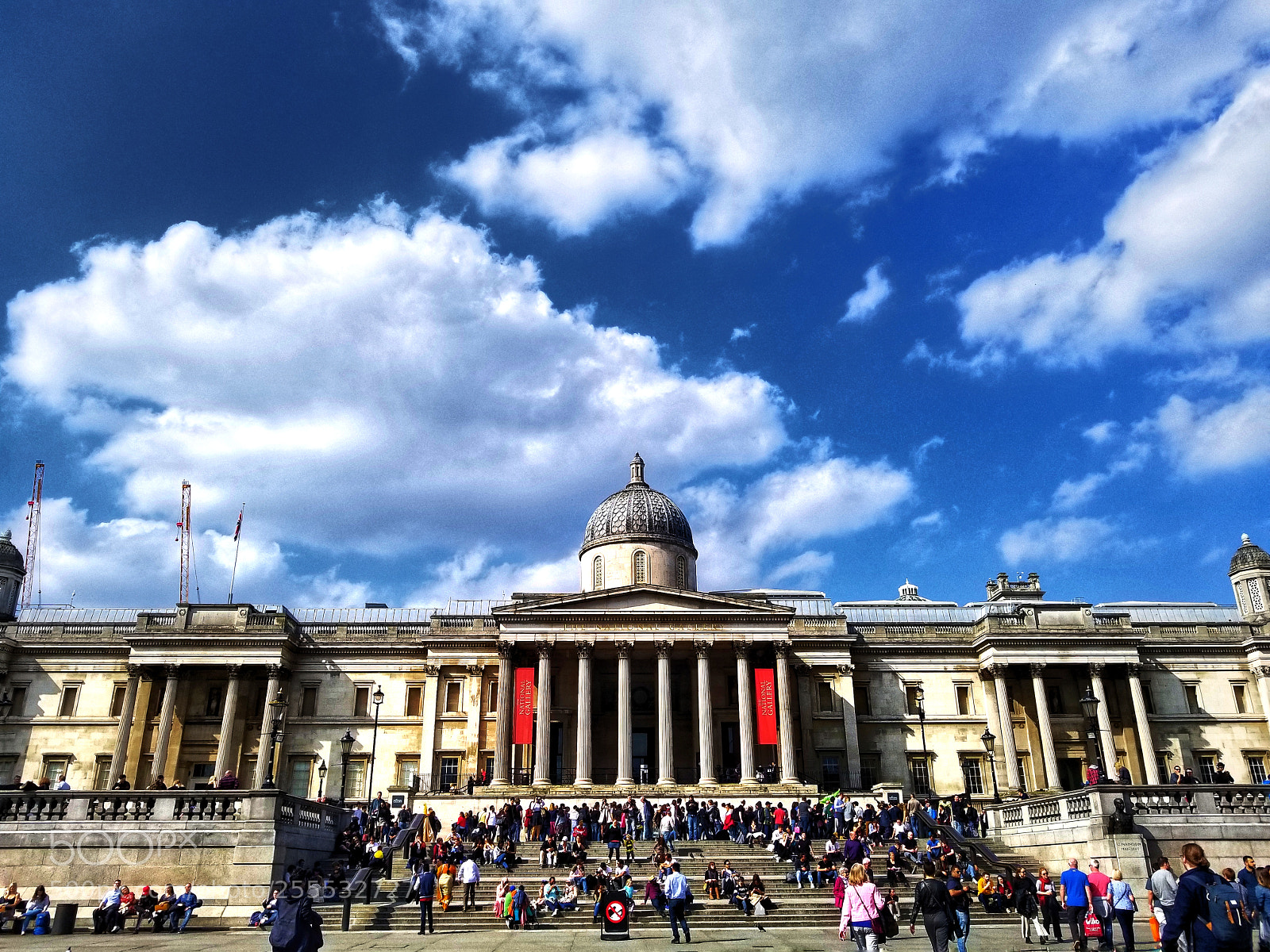 Samsung Galaxy S8 sample photo. Trafalgar square photography