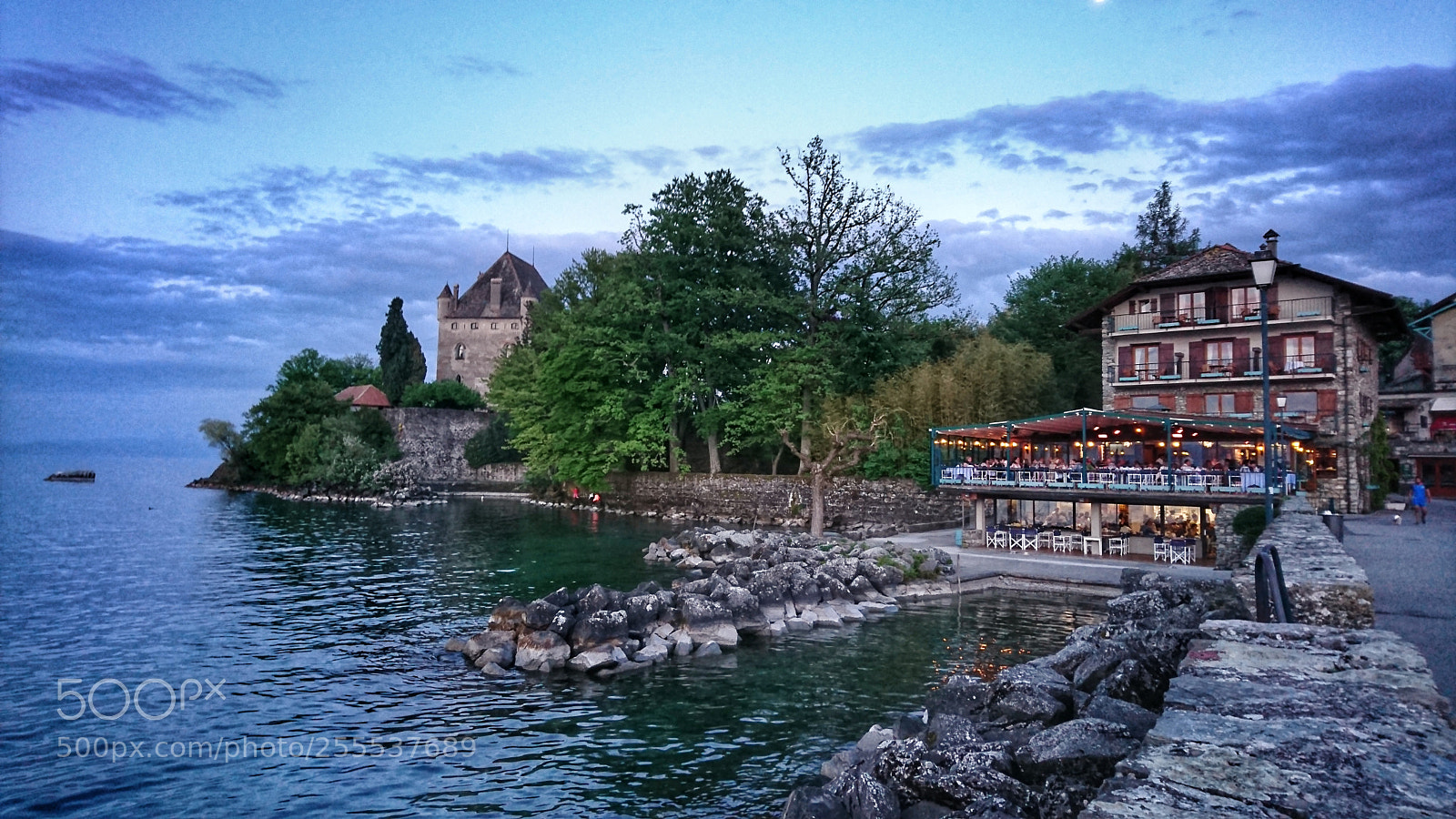 Sony Xperia XZ sample photo. Evening by the lake photography
