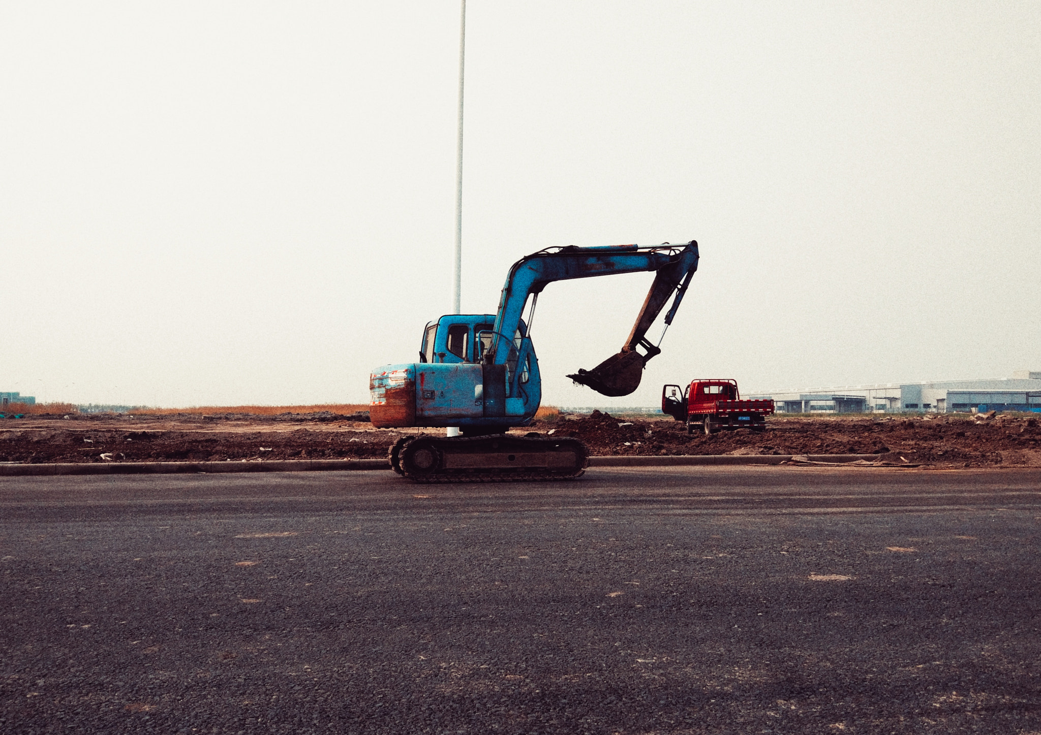 Xiaomi MI 5 sample photo. Cute digger photography