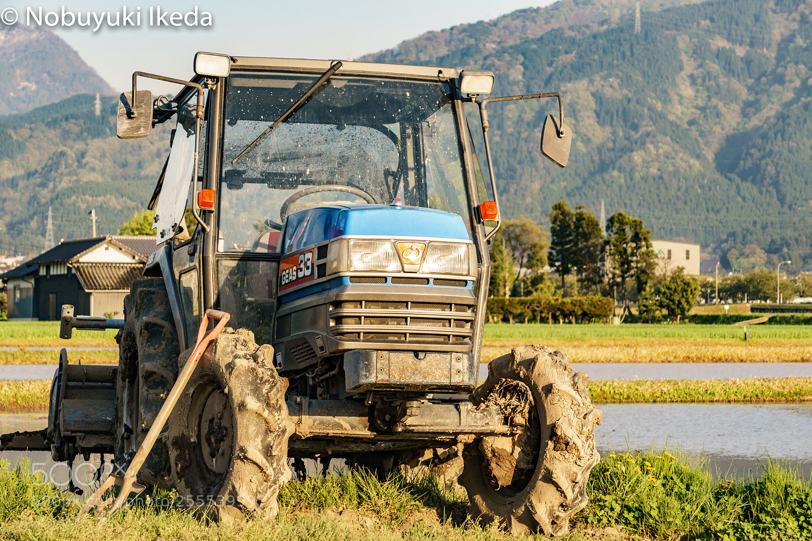 Sony a6000 sample photo. After farm work is photography