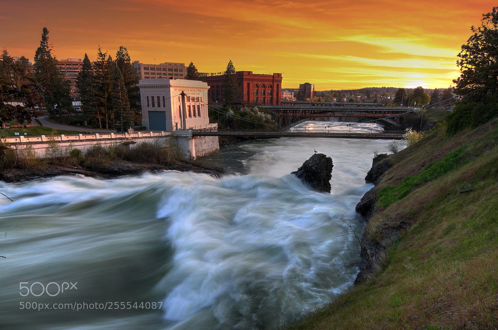 Nikon D90 sample photo. Spokane falls photography