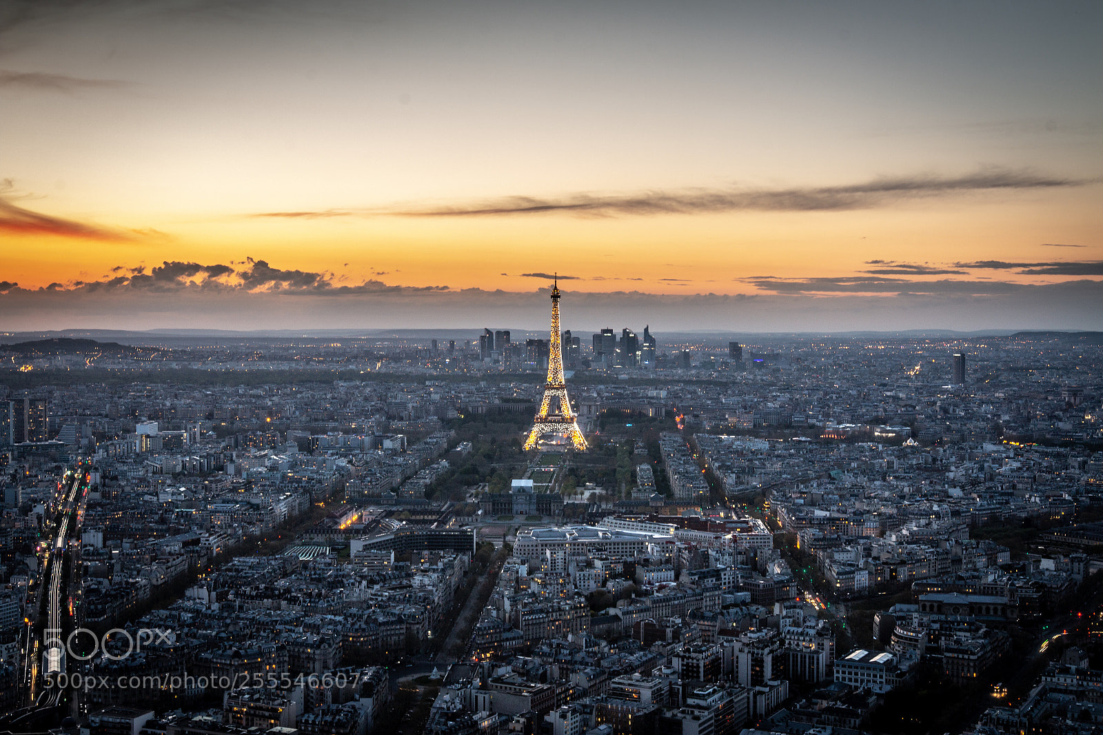 Canon EOS 70D sample photo. Illuminated eiffel tower photography