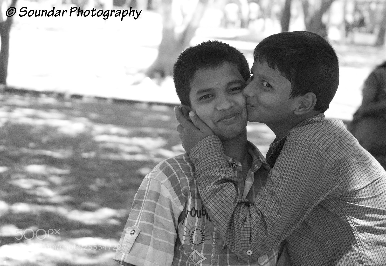 Nikon D50 sample photo. People photography