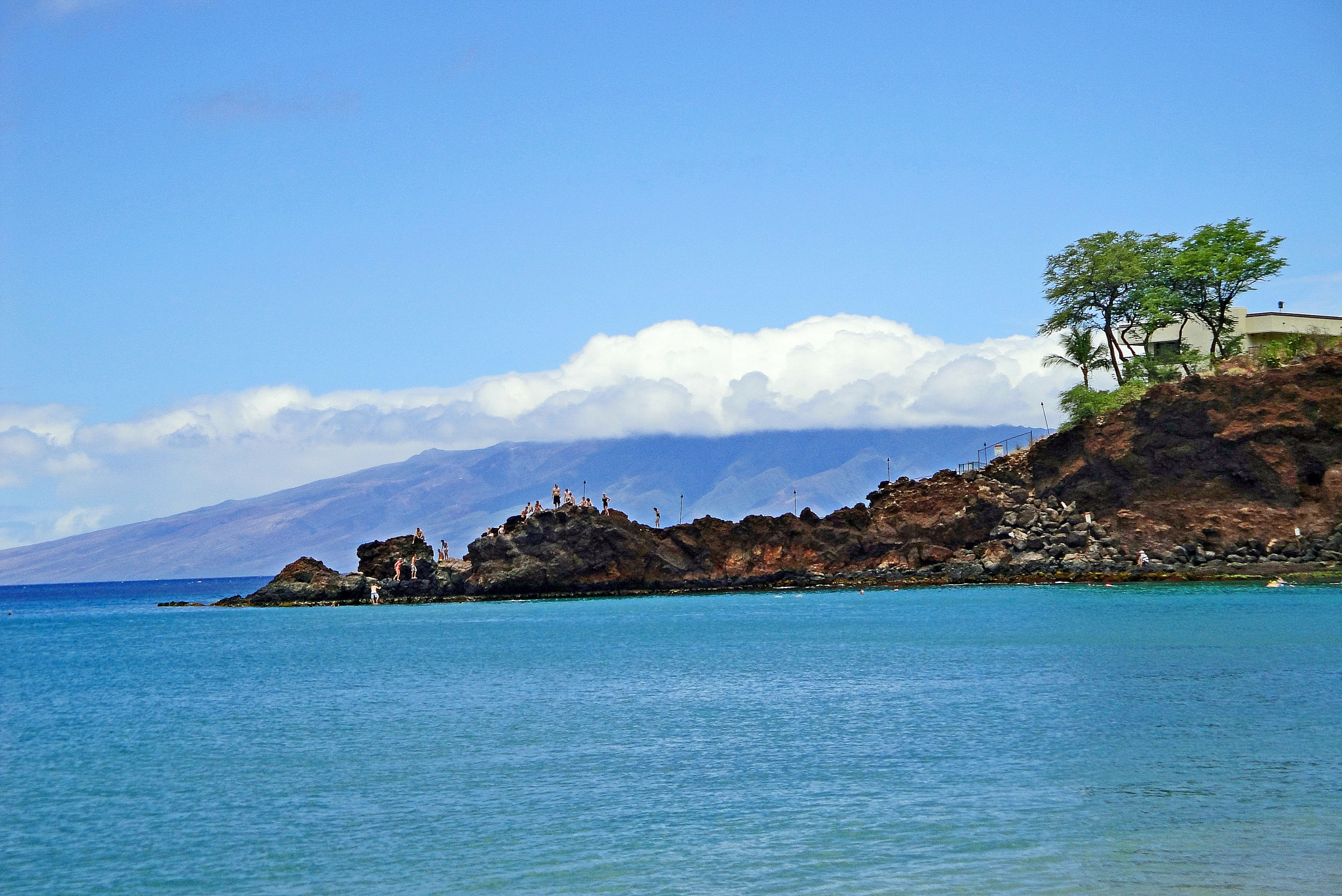 Sony Cyber-shot DSC-W290 sample photo. Black rock beach and lanai photography