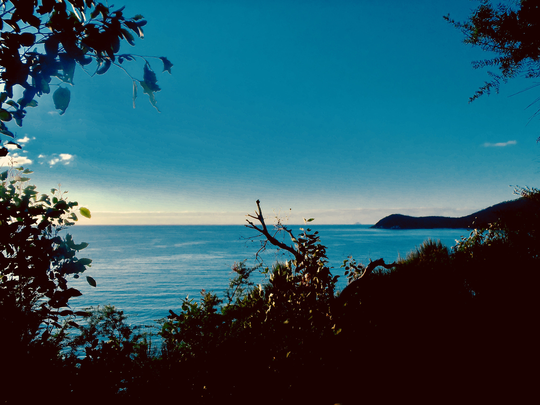 Olympus TG-810 sample photo. Sea meets sky photography