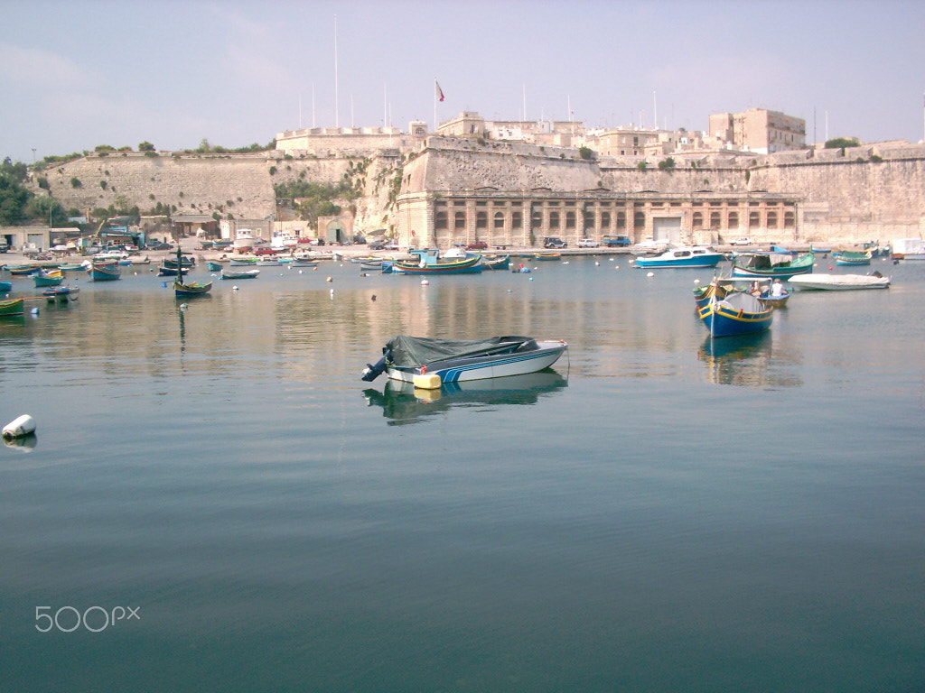 WWL Polaroid PDC 3150 sample photo. The immortal island of malta (2003) photography
