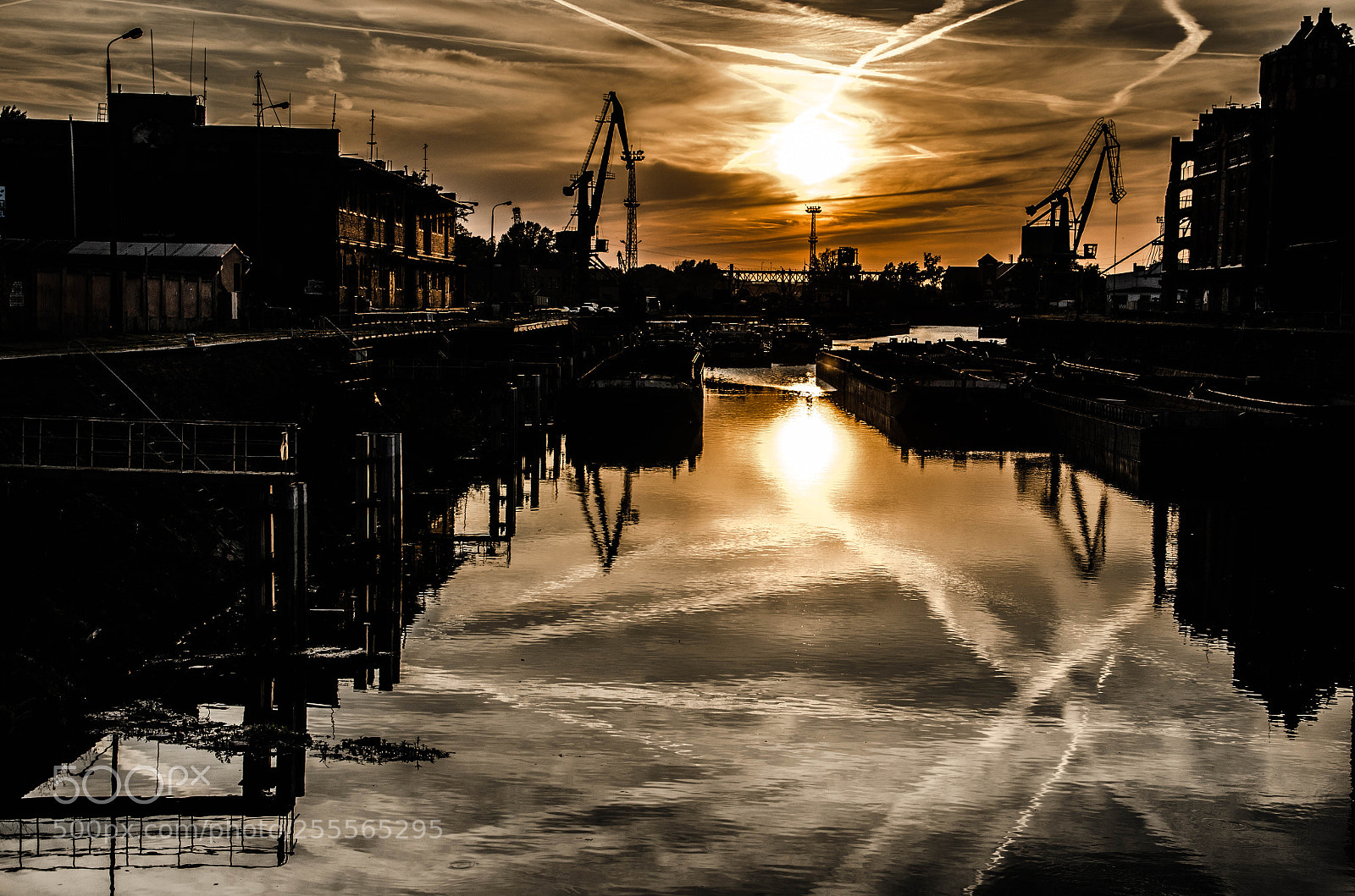 Nikon D7000 sample photo. City port photography