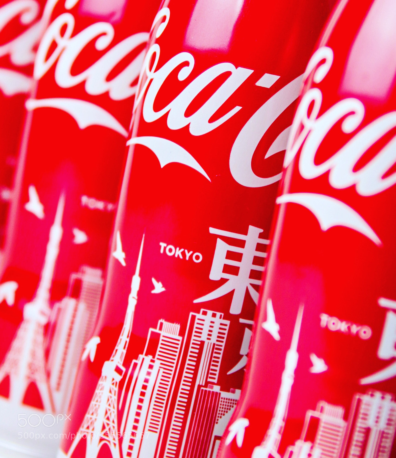 Canon EOS 70D sample photo. Daily coca-cola bottle : tokio  photography