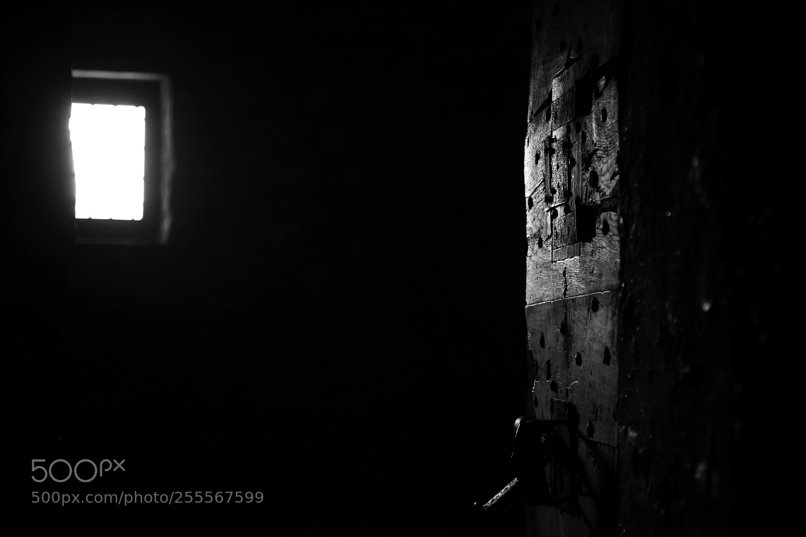 Canon EOS 5D Mark II sample photo. Door open on... photography