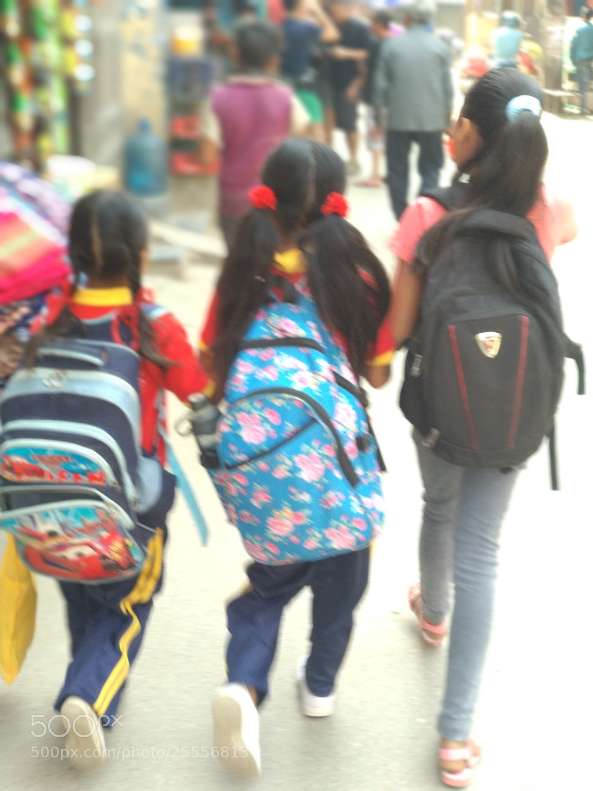Xiaomi Mi A1 sample photo. School children photography
