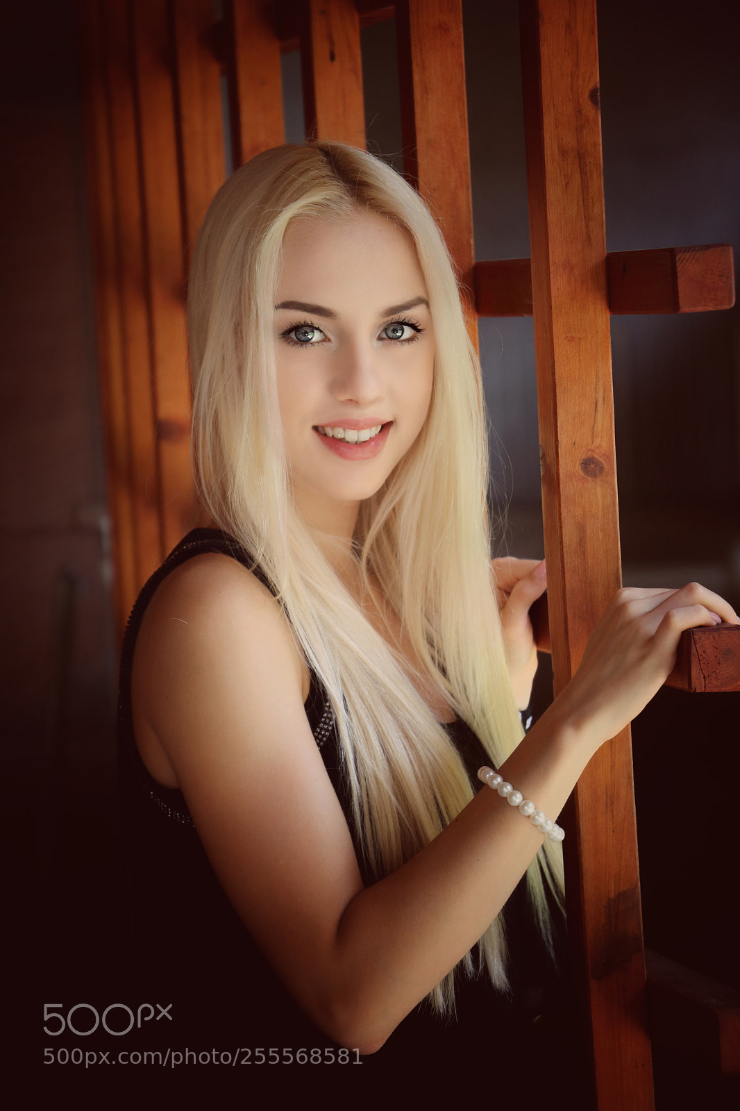 Canon EOS 750D (EOS Rebel T6i / EOS Kiss X8i) sample photo. Melissa5 photography