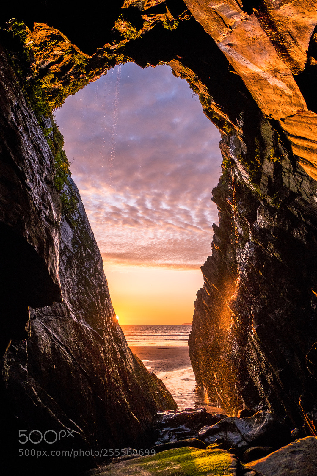 Fujifilm X-T2 sample photo. Sunset in the cave photography