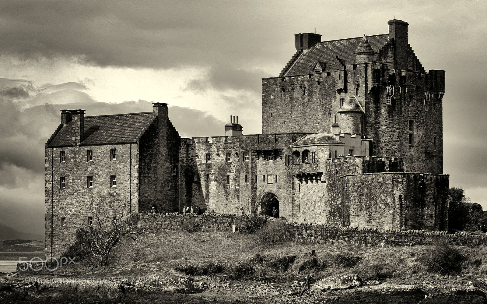 Canon EOS 6D sample photo. Eilean donan castle photography
