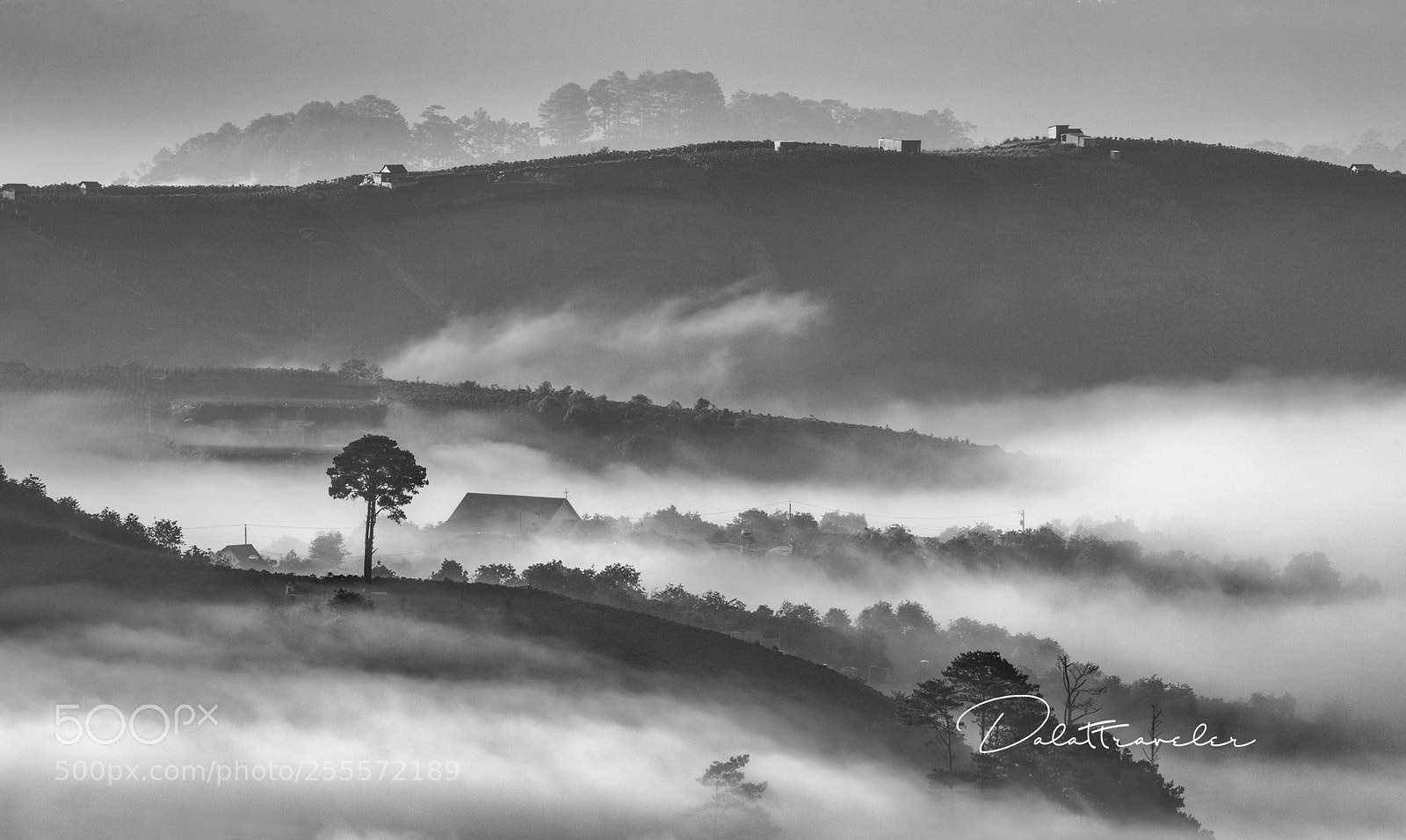 Canon EOS 5DS R sample photo. Village in mountain photography