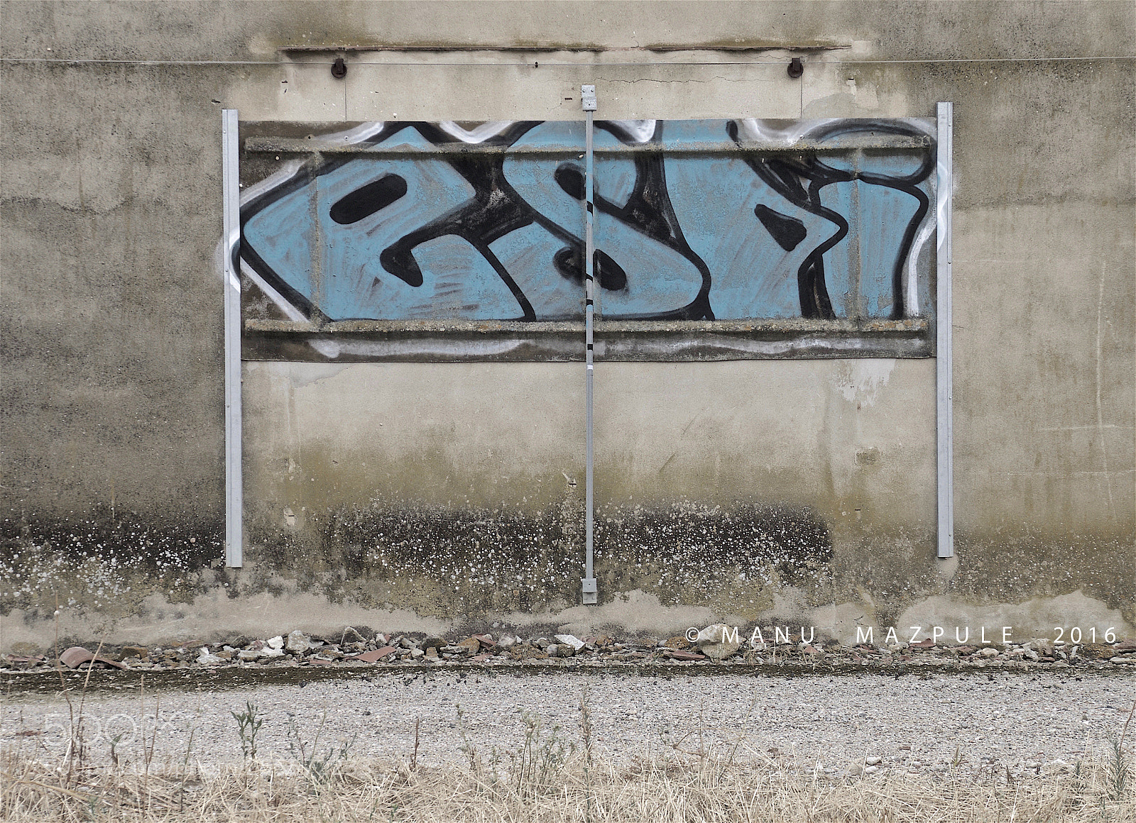 Canon EOS 70D sample photo. 318. girona. catalunya... no passing... photography