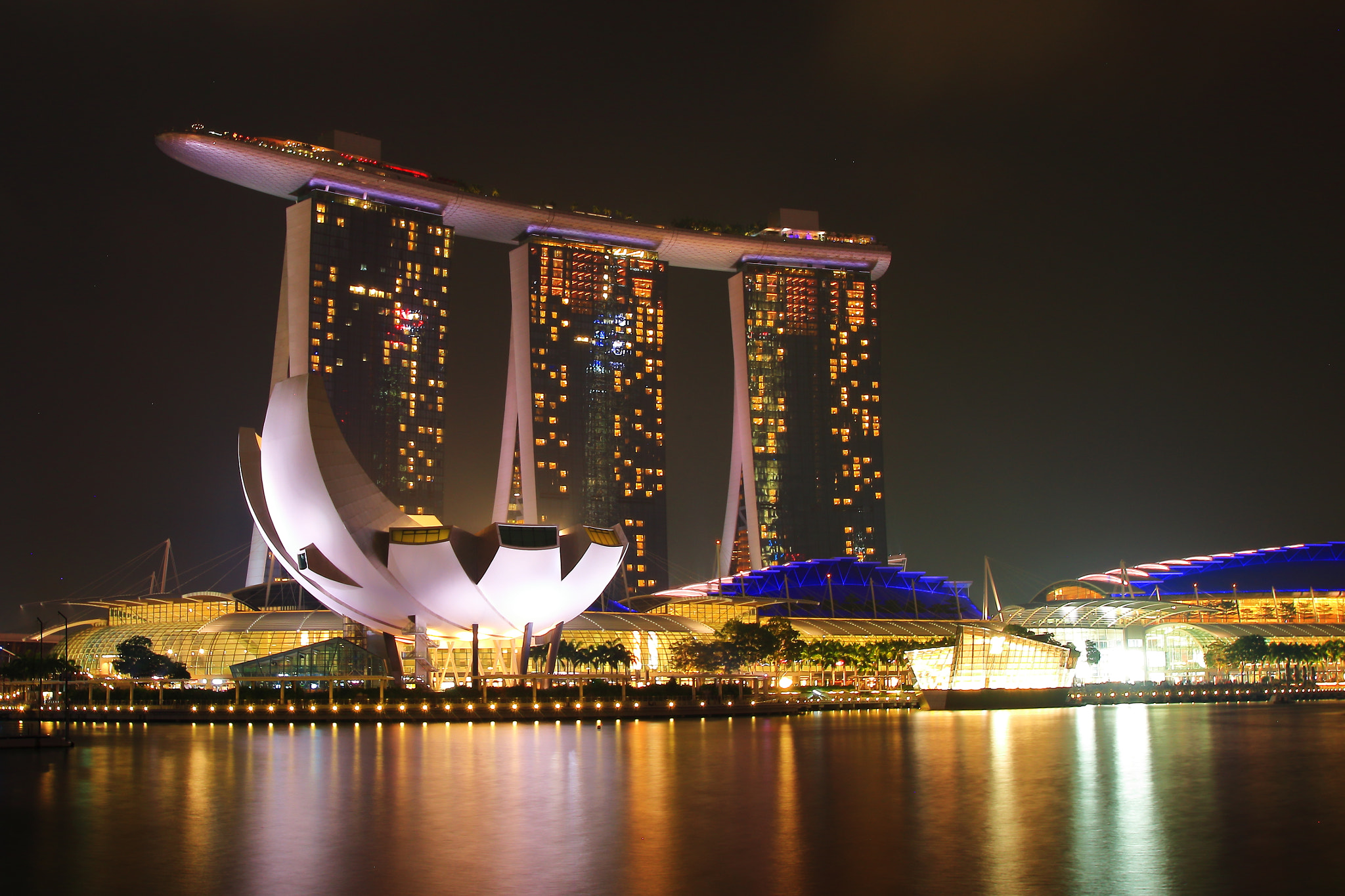 Canon EOS 70D sample photo. Marina bay sands photography