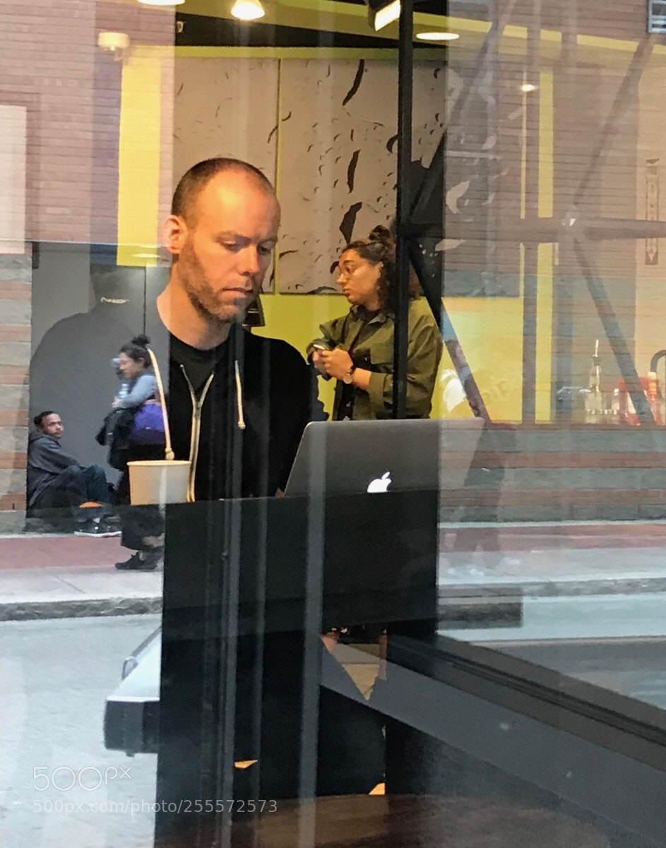 Apple iPhone 7 Plus sample photo. Lois of reflections  photography