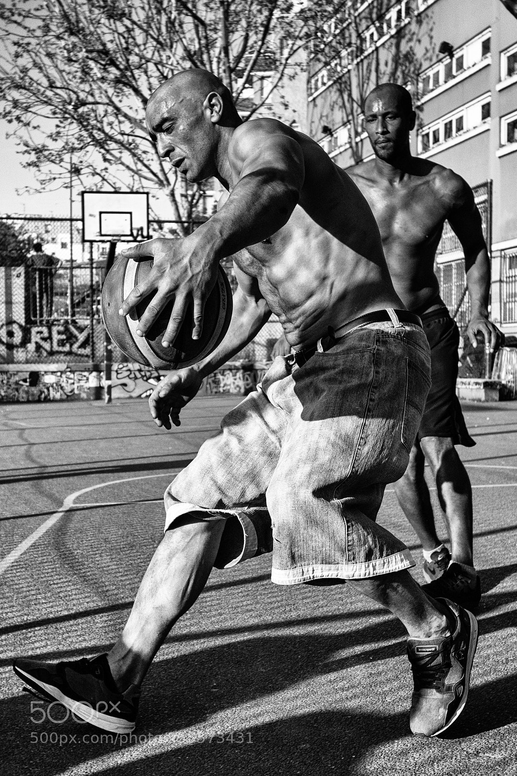 Canon EOS 7D Mark II sample photo. Street basket photography