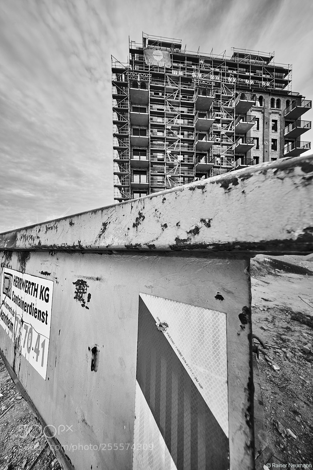 Sony a7R II sample photo. Jungbusch 60 b&w photography