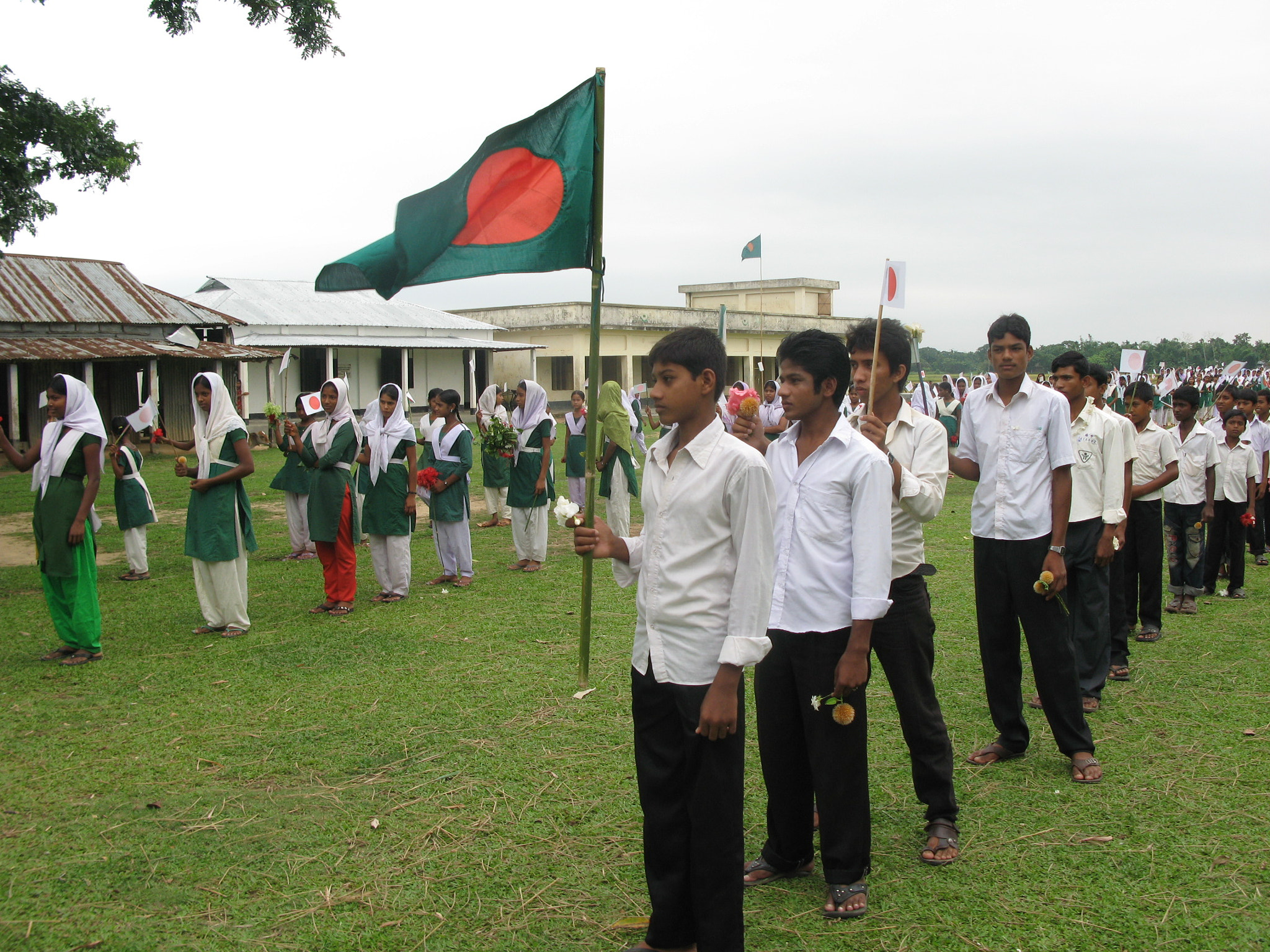 Canon POWERSHOT G7 sample photo. Rural students with national anthem photography