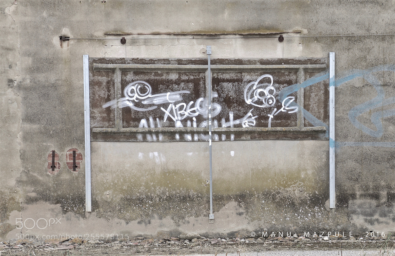 Canon EOS 70D sample photo. 319. girona. catalunya... no passing... photography