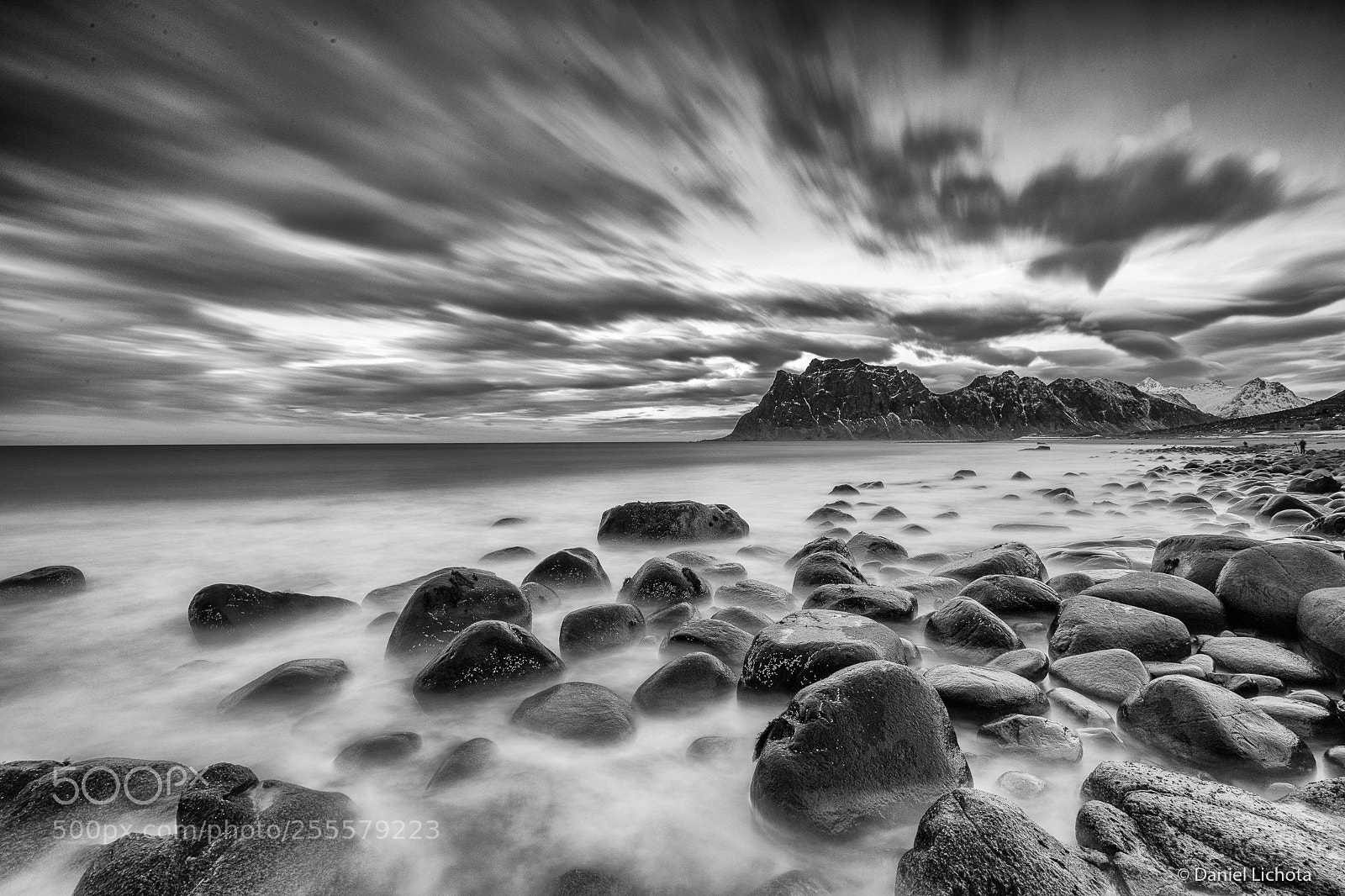 Canon EOS 6D Mark II sample photo. Uttakleiv bw photography