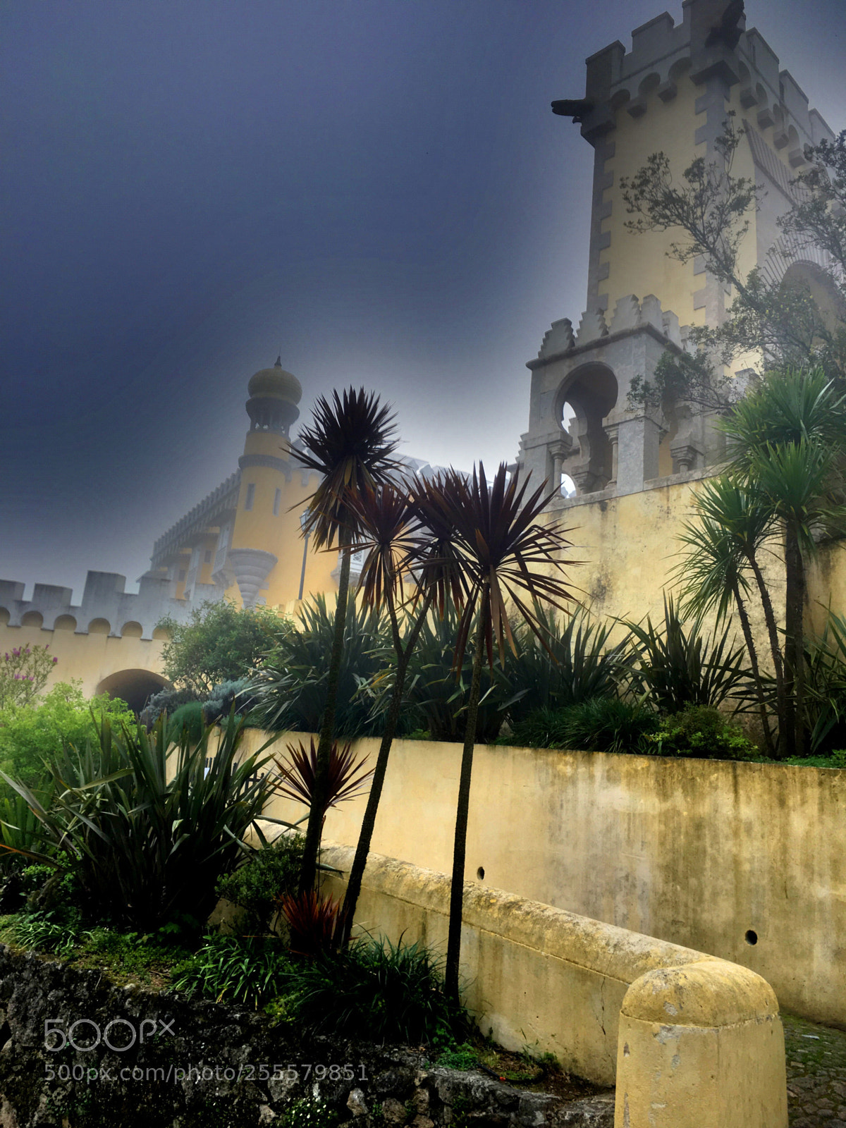 Apple iPhone 6s Plus sample photo. Collorfull castle in pena photography