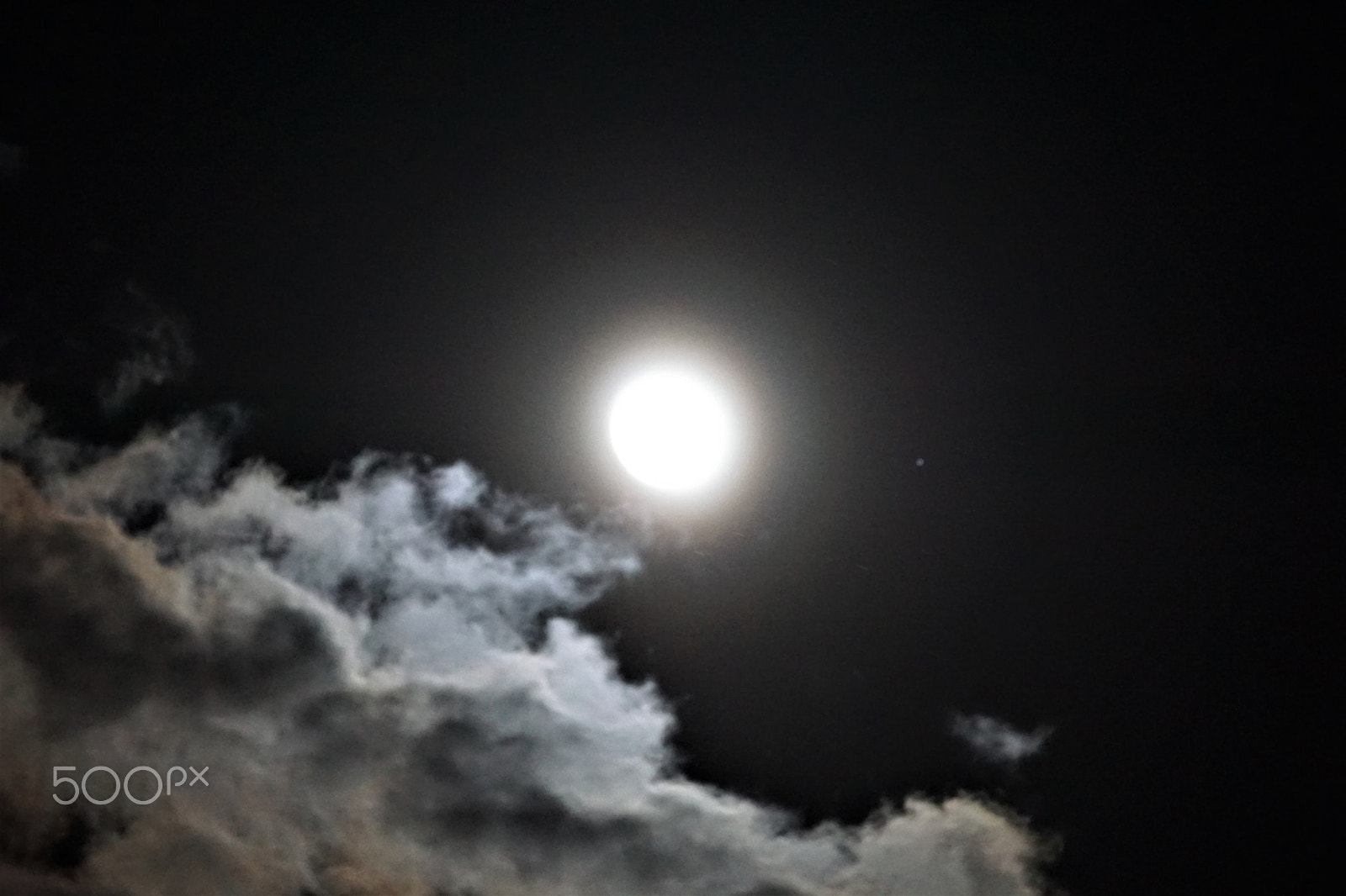 Sony ILCA-77M2 sample photo. Moon and clouds photography