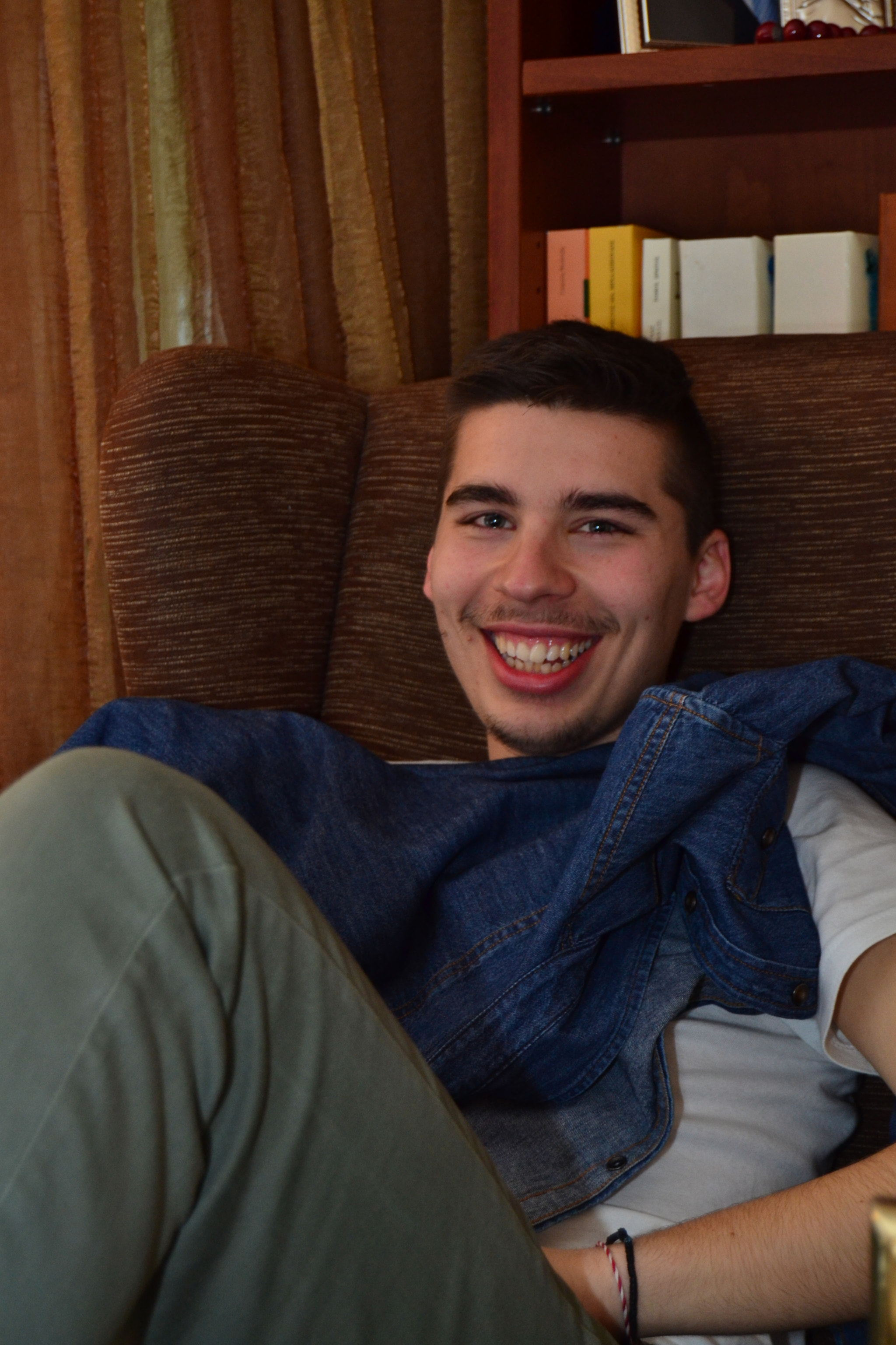 Nikon D3100 sample photo. Red smile photography