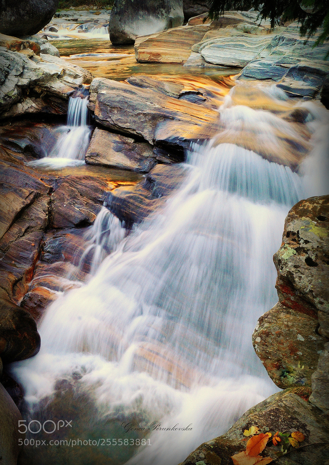 Sony SLT-A58 sample photo. Washing the rocks photography
