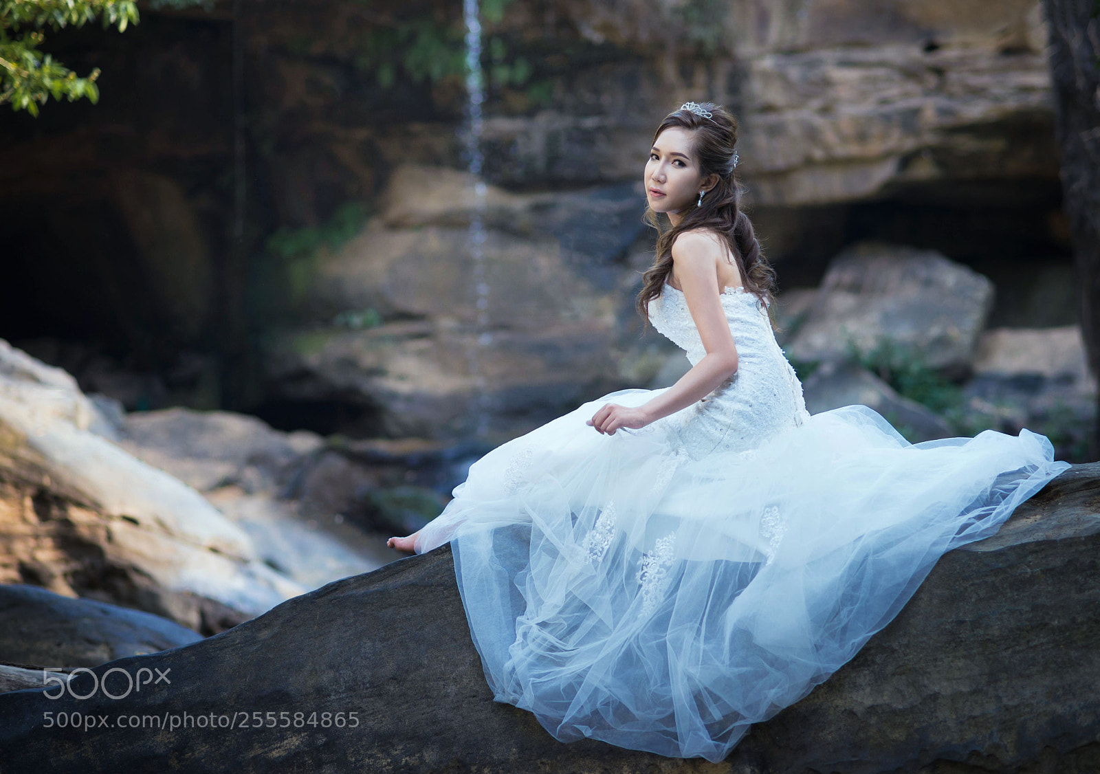 Nikon D610 sample photo. The bride sits in photography