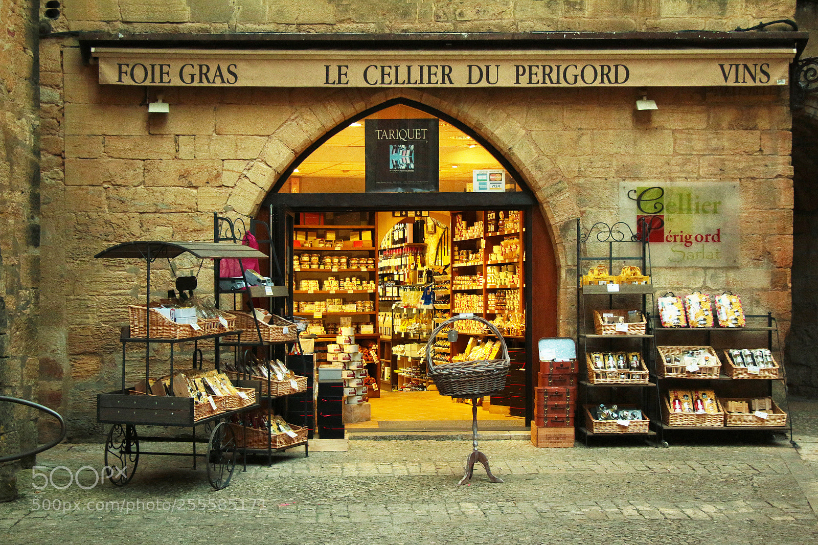Canon EOS 70D sample photo. Le cellier du perigord photography