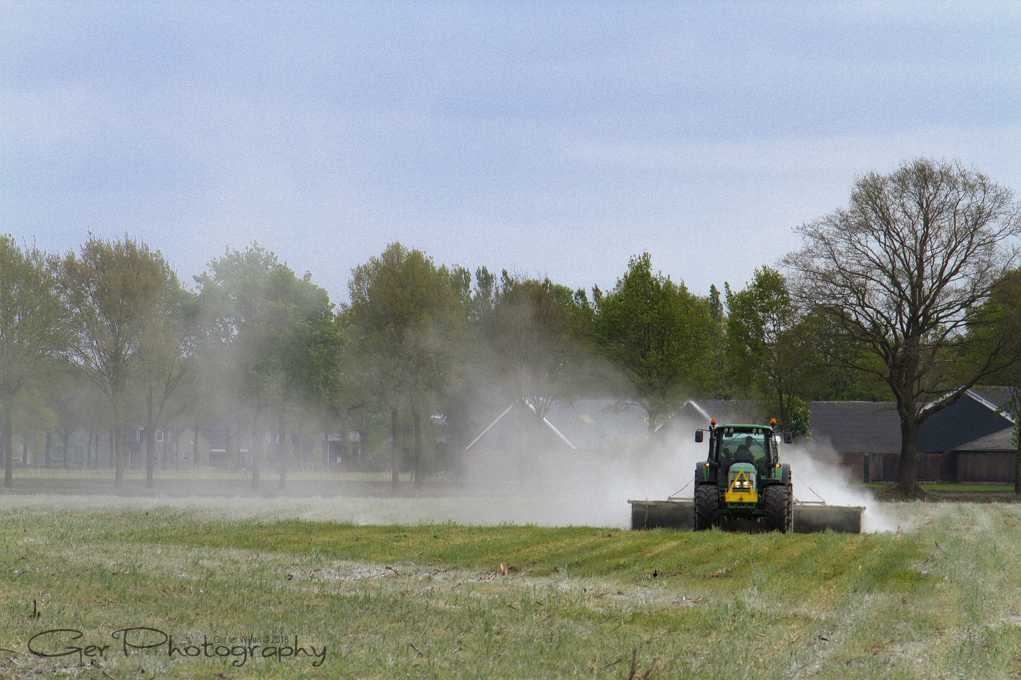 Canon EF-S 55-250mm F4-5.6 IS II sample photo. Dust in the wind photography