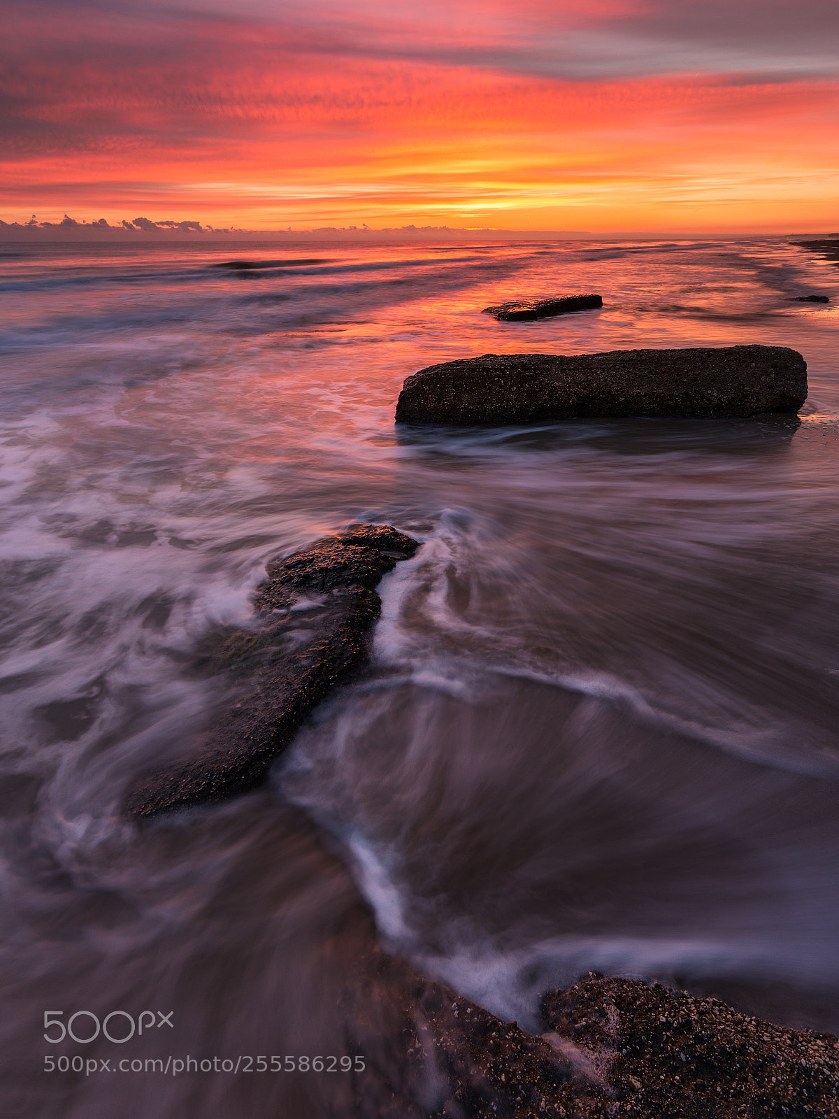 Canon EOS 6D sample photo. Cerrano beach, sunrise. photography