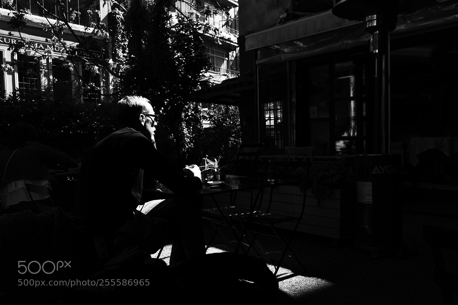 Canon EOS 7D sample photo. Tea in the dark photography