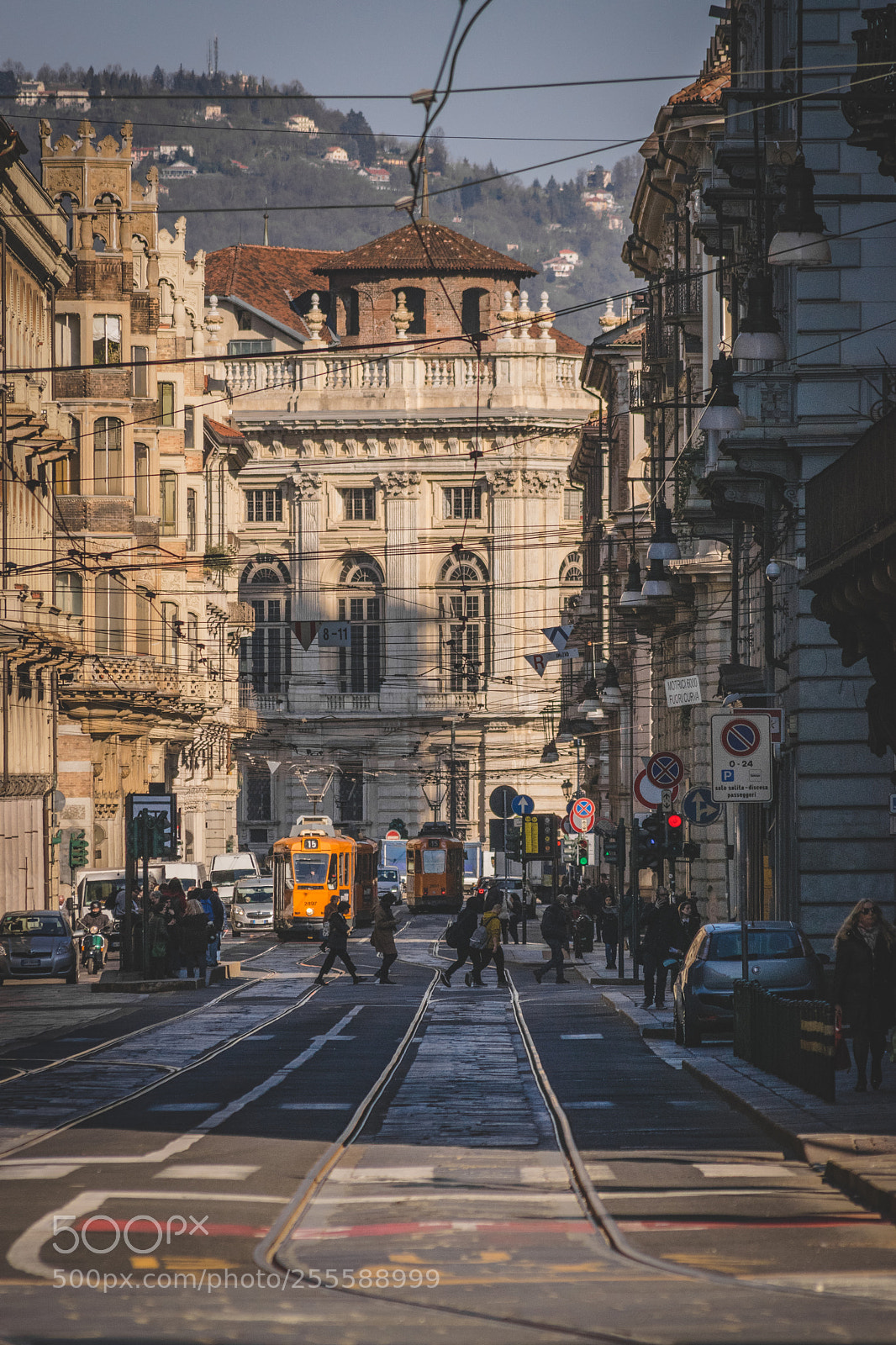 Nikon D3300 sample photo. Rush hour photography