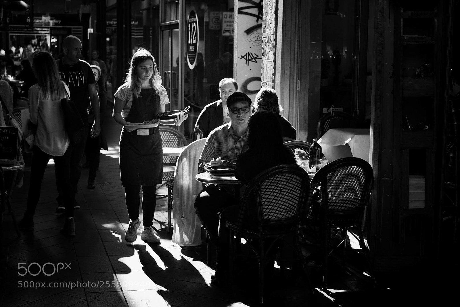 Fujifilm X-Pro2 sample photo. Cafe culture photography