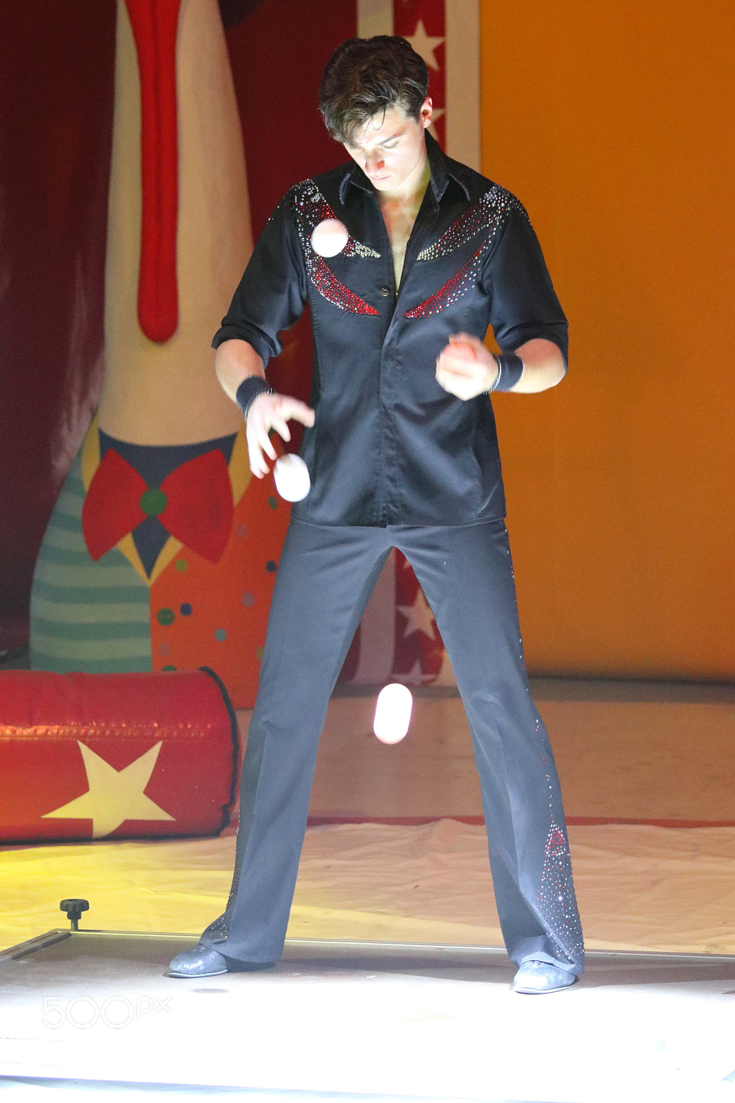 Canon EF 70-300mm F4-5.6 IS USM sample photo. Gardaland magic circus 2018 photography