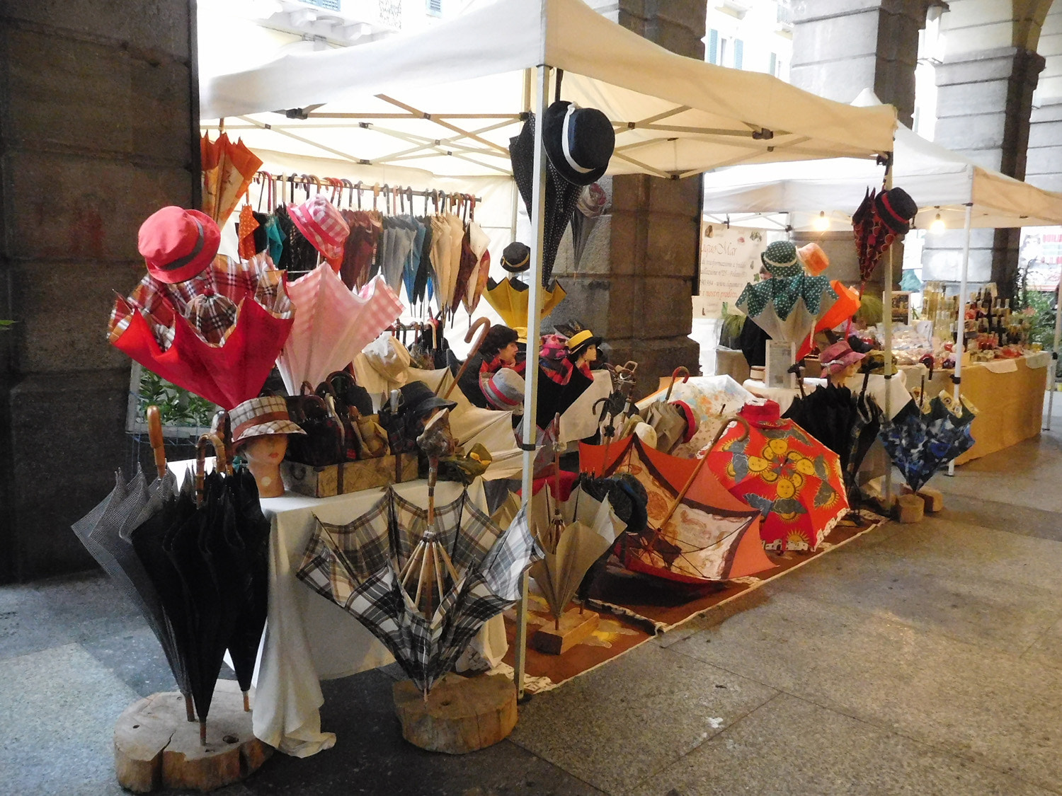 Nikon Coolpix S7000 sample photo. Hats and umbrellas photography