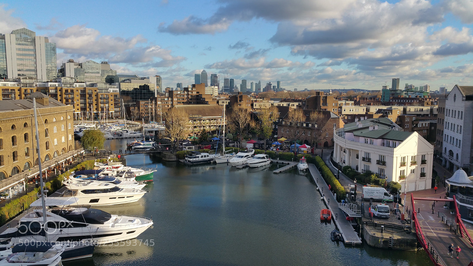 Samsung Galaxy Note4 sample photo. Sainte katharine docks photography