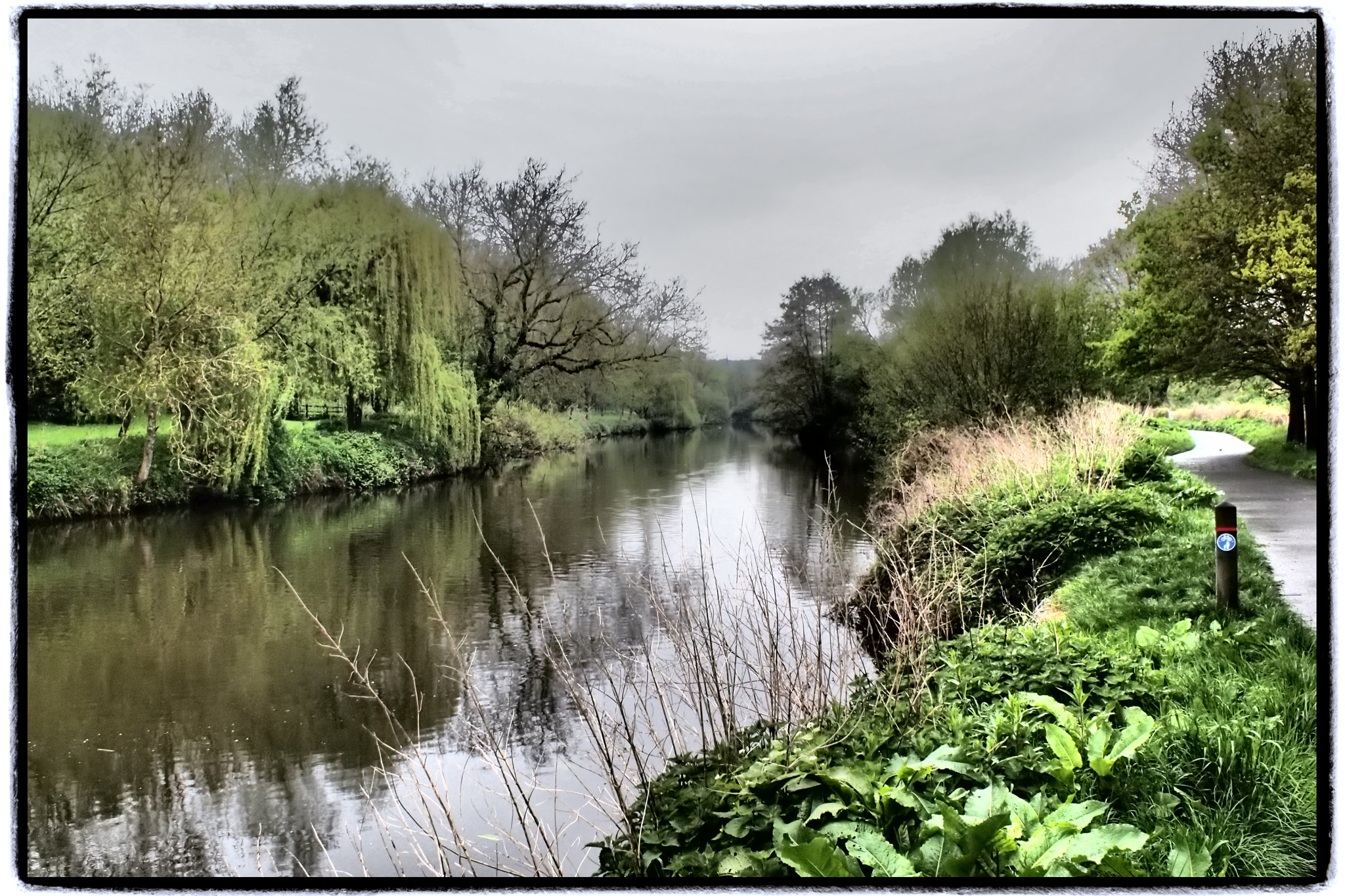 Olympus PEN E-PL2 sample photo. Riverside photography