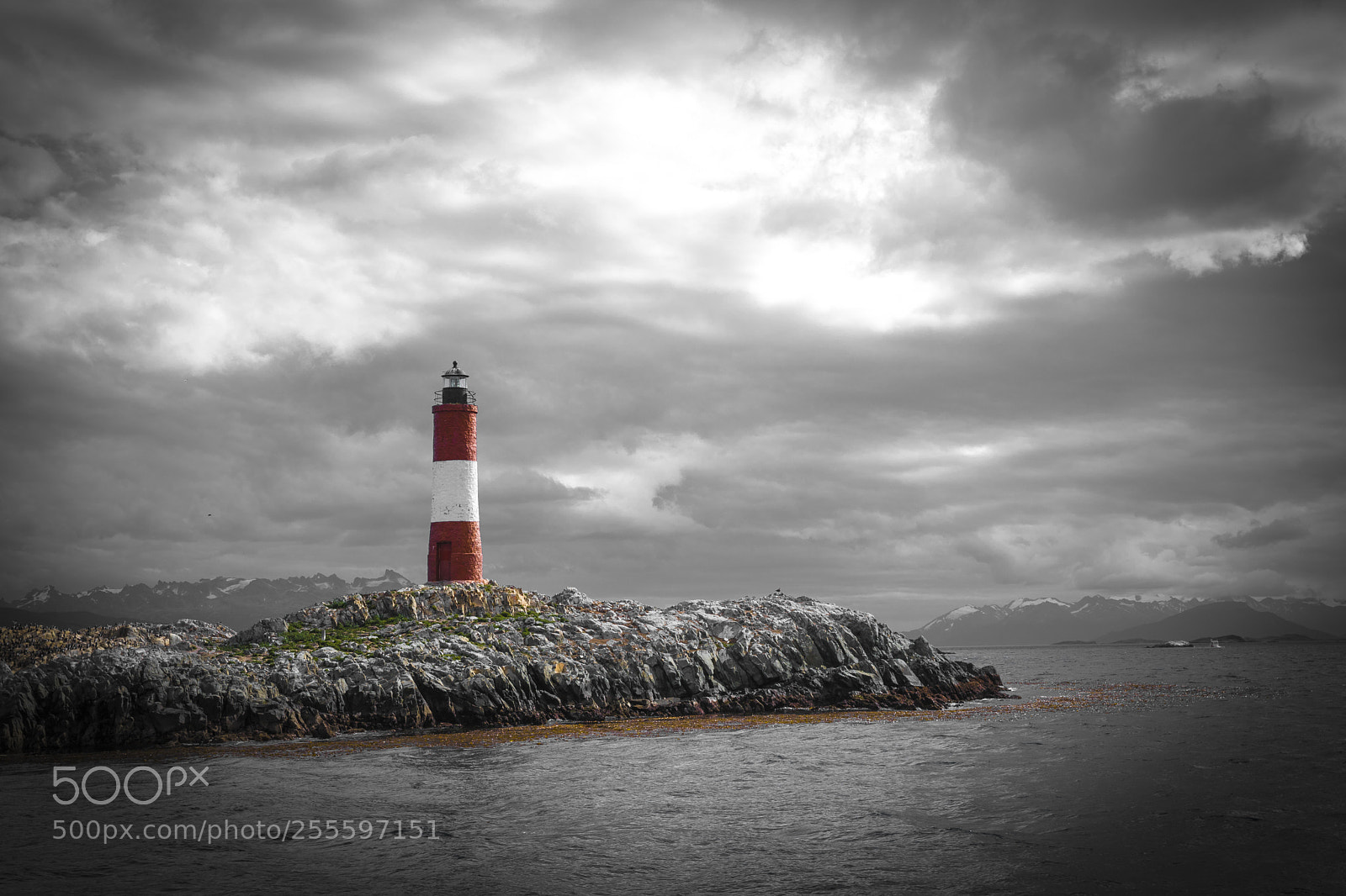Canon EOS 6D Mark II sample photo. Lighthouse in darkness photography