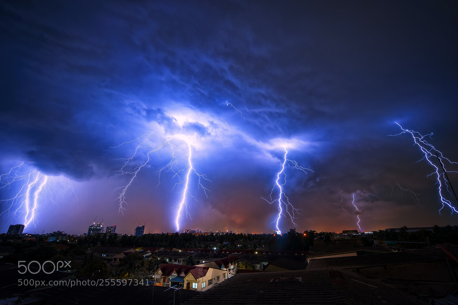 Nikon D700 sample photo. Lightning field photography