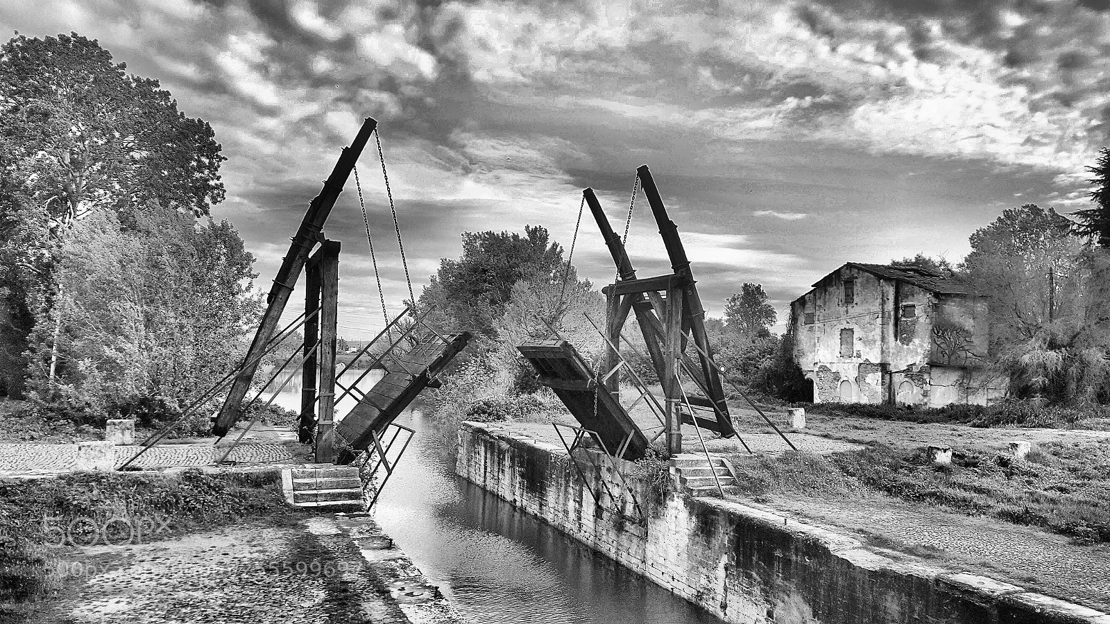 Samsung Galaxy S6 sample photo. Langloisbridge, arles, france photography