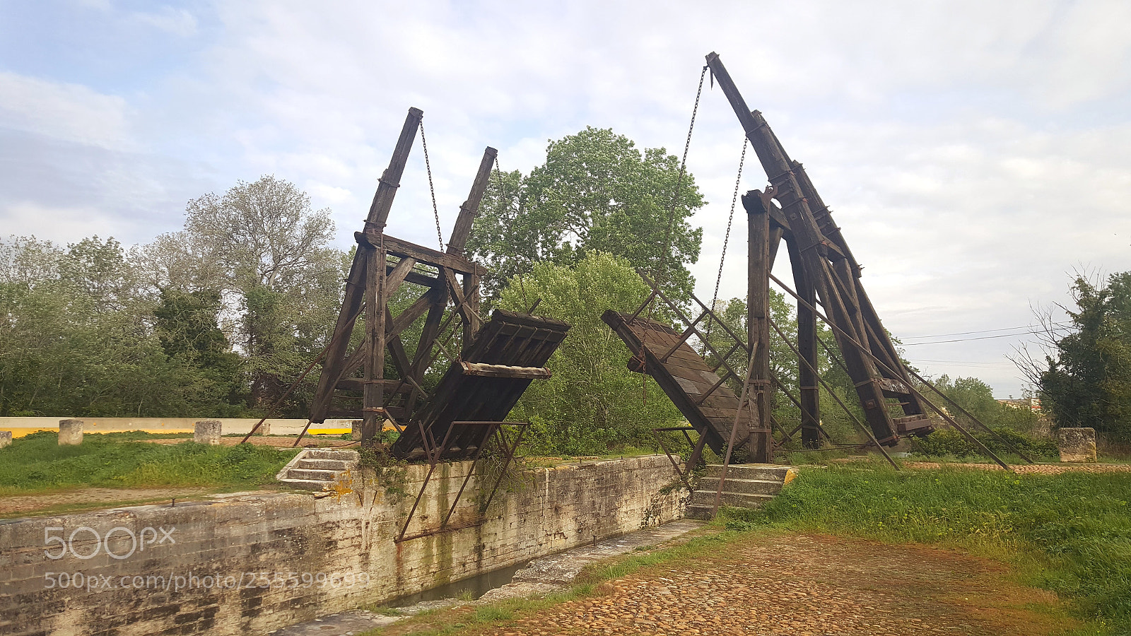 Samsung Galaxy S6 sample photo. Langloisbridge, arles, france photography