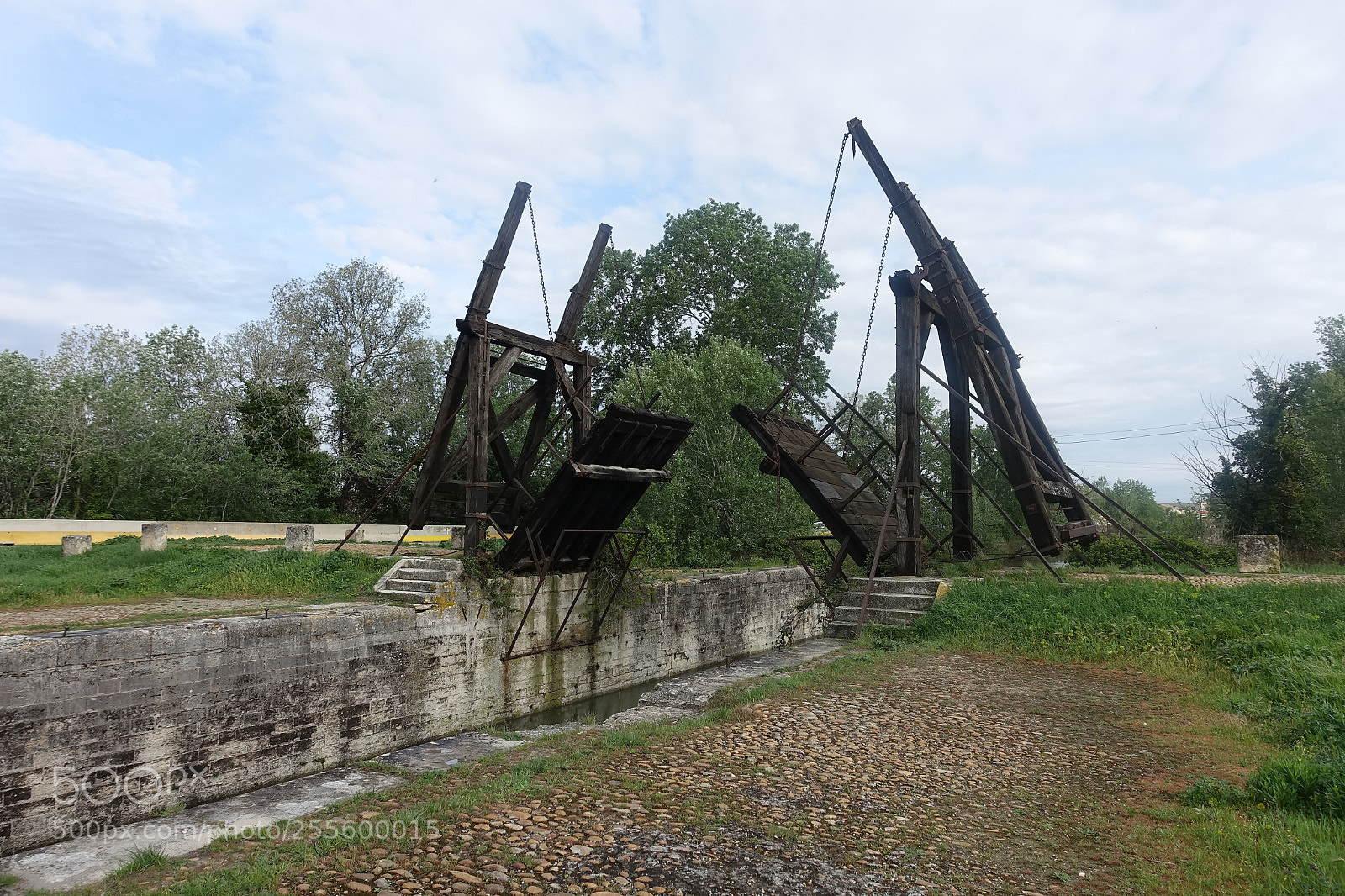 Sony Cyber-shot DSC-RX100 III sample photo. Langloisbridge arles france () photography