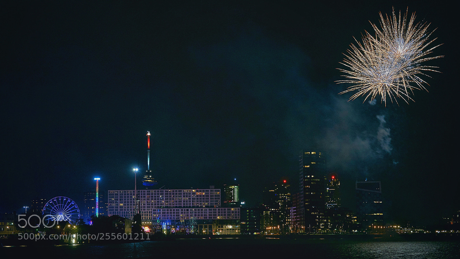 Sony ILCA-77M2 sample photo. Fireworks photography