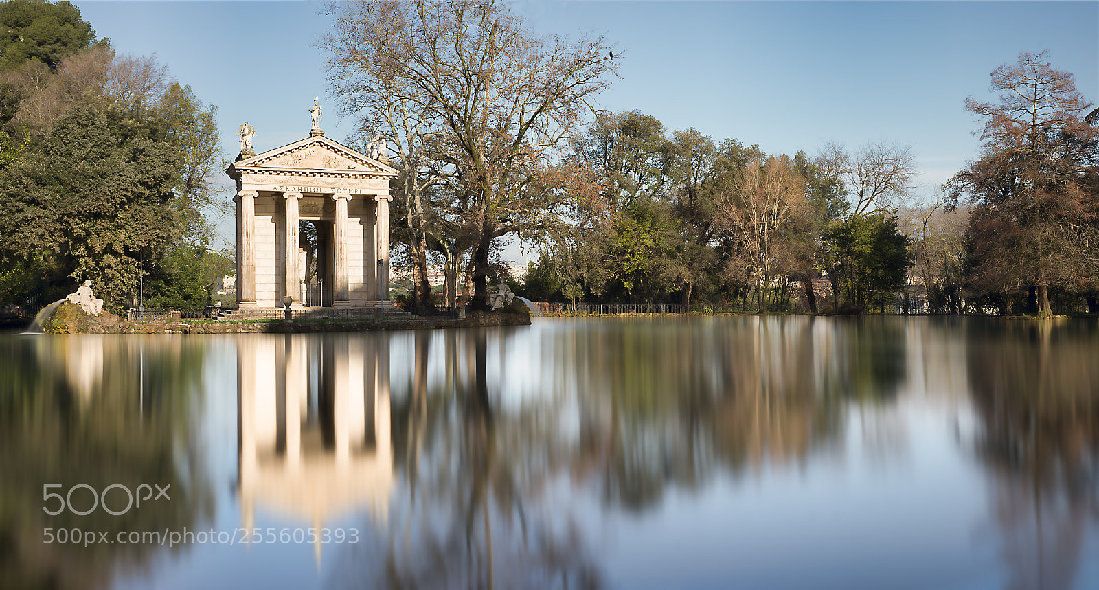 Canon EOS 5D Mark IV sample photo. Pond villa borghese, rome photography