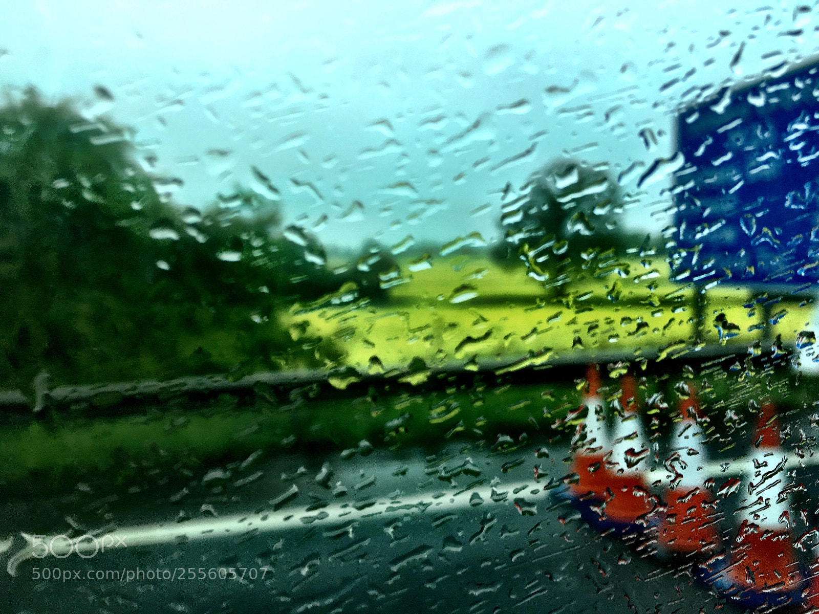 Apple iPhone 6s sample photo. Traffic marmalade photography